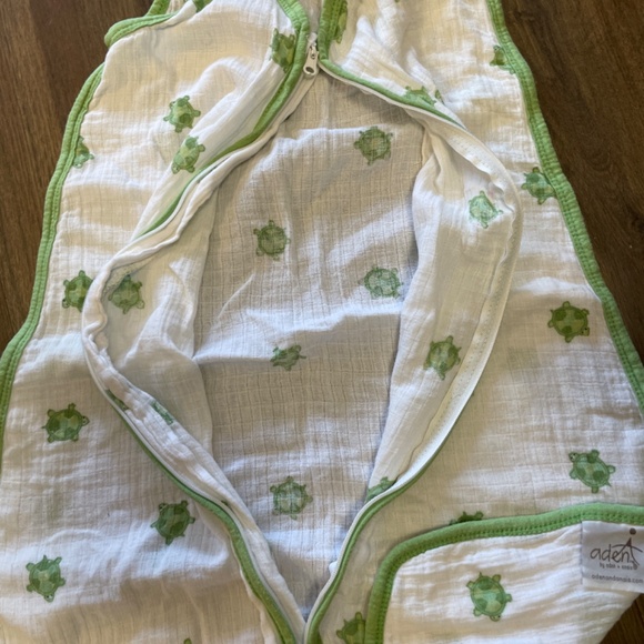 Aden+ Anais cotton sleep sack - Picture 4 of 7